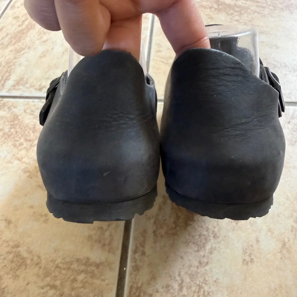 Birkenstock T-Strap Black Oiled Leather Clogs Mary Jane EU 40 L9 M7 Germany - Picture 8 of 14